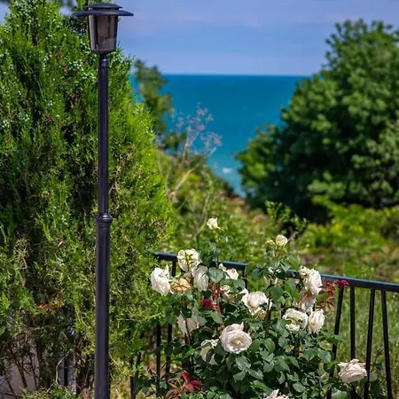 Marina Sarafovo Pensjonat 3*